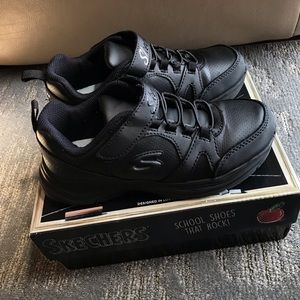 Skechers Unisex Glimmer Kicks school Struts Sneakers Size 1.5